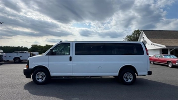 Picture of 2017 CHEVROLET EXPRESS G3500 Passenger Van