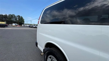 Picture of 2017 CHEVROLET EXPRESS G3500 Passenger Van