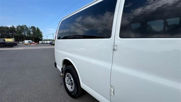 Picture of 2017 CHEVROLET EXPRESS G3500 Passenger Van
