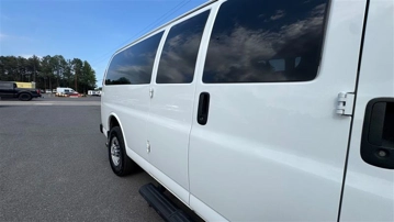 Picture of 2017 CHEVROLET EXPRESS G3500 Passenger Van
