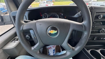 Picture of 2017 CHEVROLET EXPRESS G3500 Passenger Van