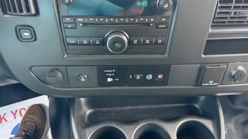 Picture of 2017 CHEVROLET EXPRESS G3500 Passenger Van
