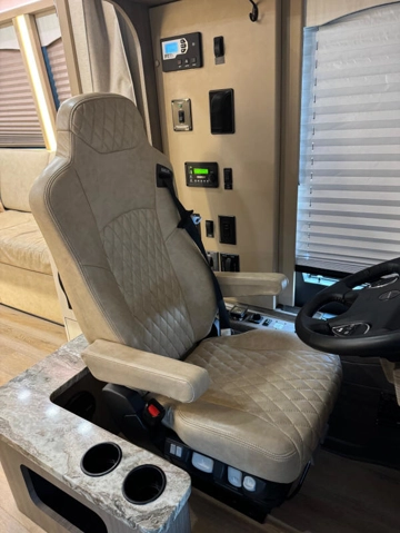 Picture of 2023 Prevost X3 Motorhome