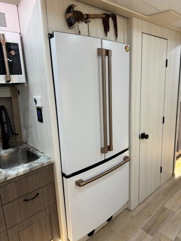 Picture of 2023 Prevost X3 Motorhome
