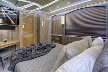 Picture of 2023 Prevost X3-45 Motorhome