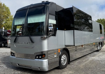Picture of 2020 Prevost X3 Entertainer Motorhome