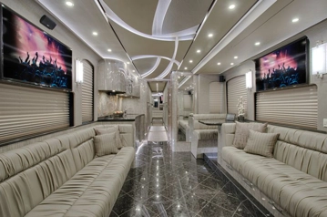 Picture of 2016 Prevost X3 Entertainer Motorhome