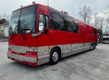 Picture of 2012 Prevost XLII Entertainer Motorhome