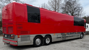 Picture of 2012 Prevost XLII Entertainer Motorhome