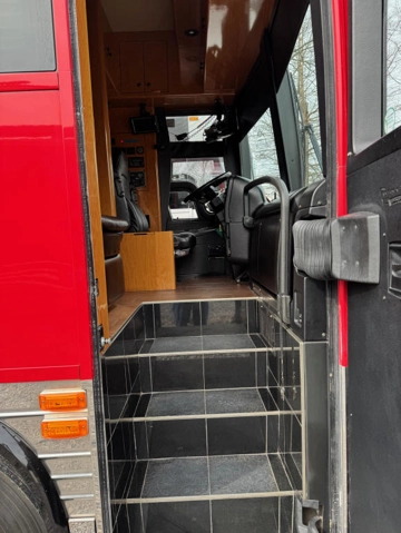 Picture of 2012 Prevost XLII Entertainer Motorhome