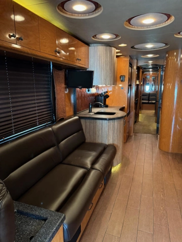 Picture of 2012 Prevost XLII Entertainer Motorhome