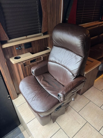 Picture of 2012 Prevost XLII Entertainer Motorhome