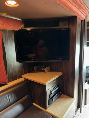 Picture of 2012 Prevost XLII Entertainer Motorhome