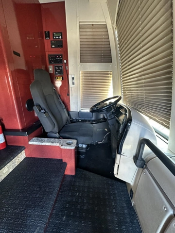 Picture of 2010 Prevost H3-45 Motorcoach Conversion