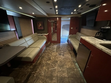 Picture of 2010 Prevost H3-45 Motorcoach Conversion