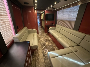 Picture of 2010 Prevost H3-45 Motorcoach Conversion