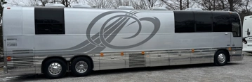 Picture of 2010 Prevost XLII Entertainer Motorcoach Conversion