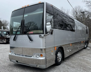 Picture of 2010 Prevost XLII Entertainer Motorcoach Conversion