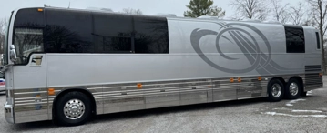 Picture of 2010 Prevost XLII Entertainer Motorcoach Conversion