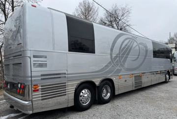 Picture of 2010 Prevost XLII Entertainer Motorcoach Conversion