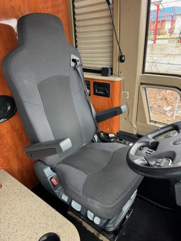 Picture of 2010 Prevost XLII Entertainer Motorcoach Conversion