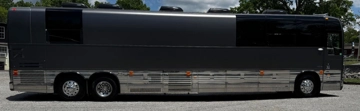 Picture of 2009 Prevost XLII Entertainer Motorcoach