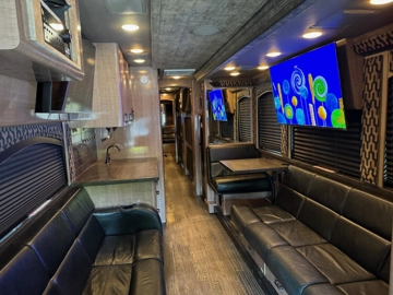 Picture of 2009 Prevost XLII Entertainer Motorcoach