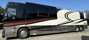 Picture of 2009 Prevost XLII Entertainer Bus Motorhome