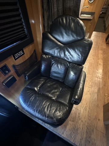 Picture of 2009 Prevost XLII Entertainer Bus Motorhome