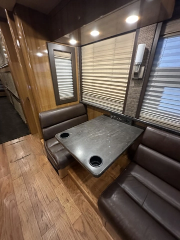 Picture of 2009 Prevost XLII Entertainer Bus Motorhome