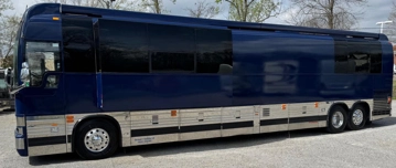 Picture of 2008 Prevost Entertainer Motorcoach Conversion
