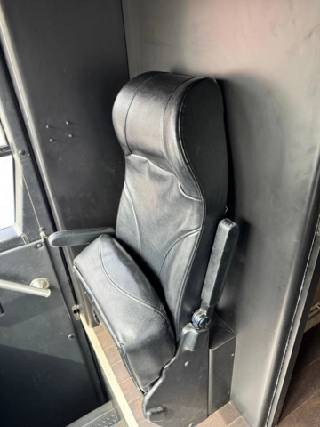 Picture of 2008 Prevost Entertainer Motorcoach Conversion