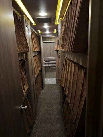 Picture of 2008 Prevost Entertainer Motorcoach Conversion