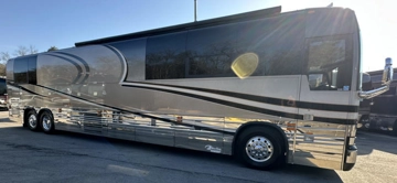 Picture of 2008 Prevost XLII Entertainer Motorcoach Conversion