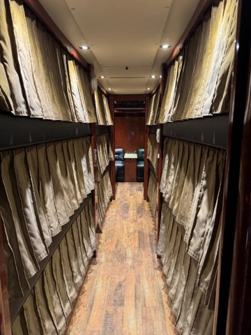 Picture of 2007 Prevost Entertainer Motorcoach