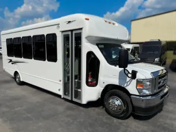 Picture of 2026 Ford E450 Starcraft Allstar MVP Shuttle Bus