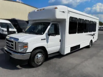 Picture of 2026 Ford E450 Starcraft Allstar MVP Shuttle Bus