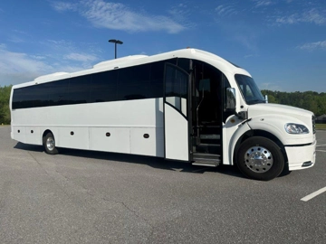 Picture of 2026 Freightliner Summit XL Coach Bus