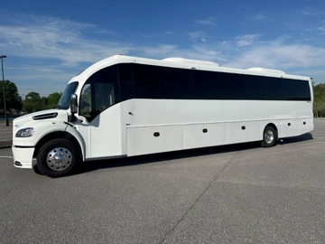 Picture of 2026 Freightliner Summit XL Coach Bus