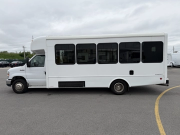 Picture of 2018 Ford E450 Shuttle Bus