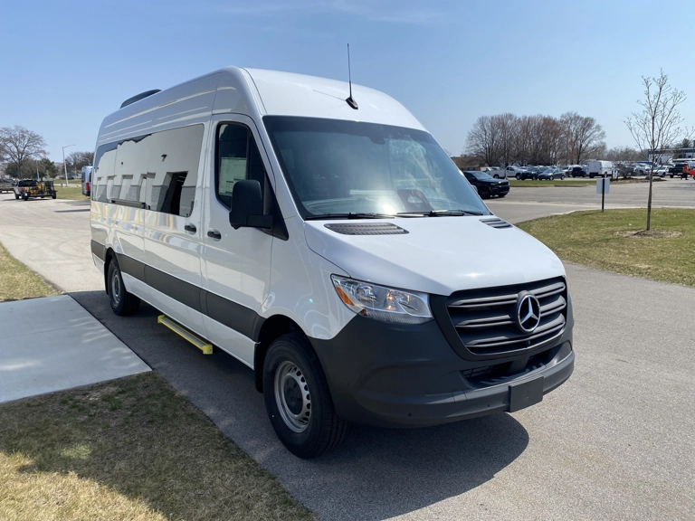 Picture of 2026 MERCEDES-BENZ Sprinter Passenger Van
