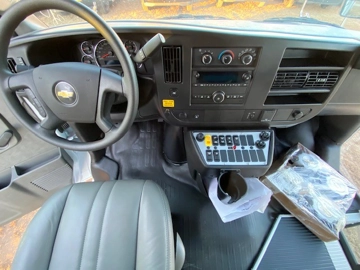 Picture of 2027 Chevy Magellan MPV Shuttle Bus