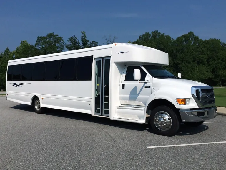 Picture of 2026 STARCRAFT XLT Shuttle Bus