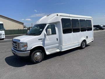 Picture of 2016 Ford E350 Starcraft Shuttle Bus