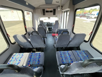 Picture of 2016 Ford E350 Starcraft Shuttle Bus