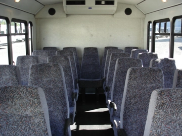 Picture of 2004 Ford E-450 Shuttle Bus