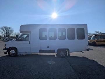Picture of 2025 Chevrolet Diamond Shuttle Bus
