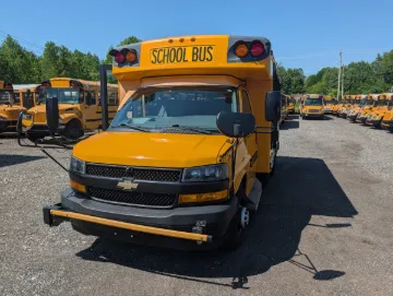 2020 Chevrolet E4500 Mid Bus 29P NJ Spec