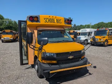 2020 Chevrolet E4500 Mid Bus 29P NJ Spec