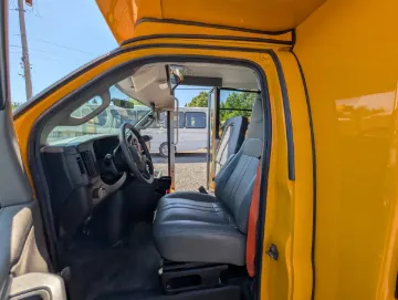 2020 Chevrolet E4500 Mid Bus 29P NJ Spec